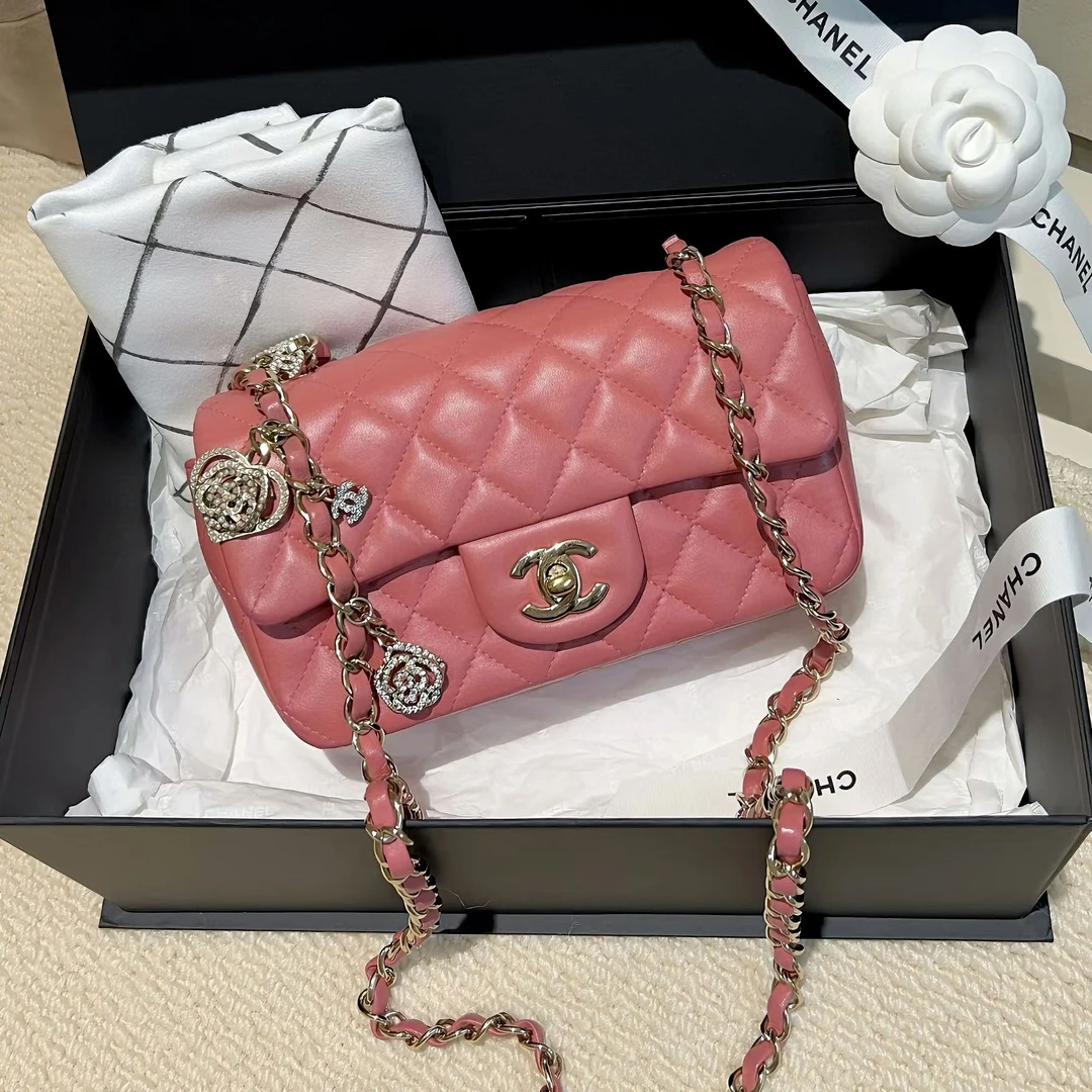 99新 Chanel/香奈儿 5493|香奈儿cf蜜桃粉徽章钻情人节大mini斜挎