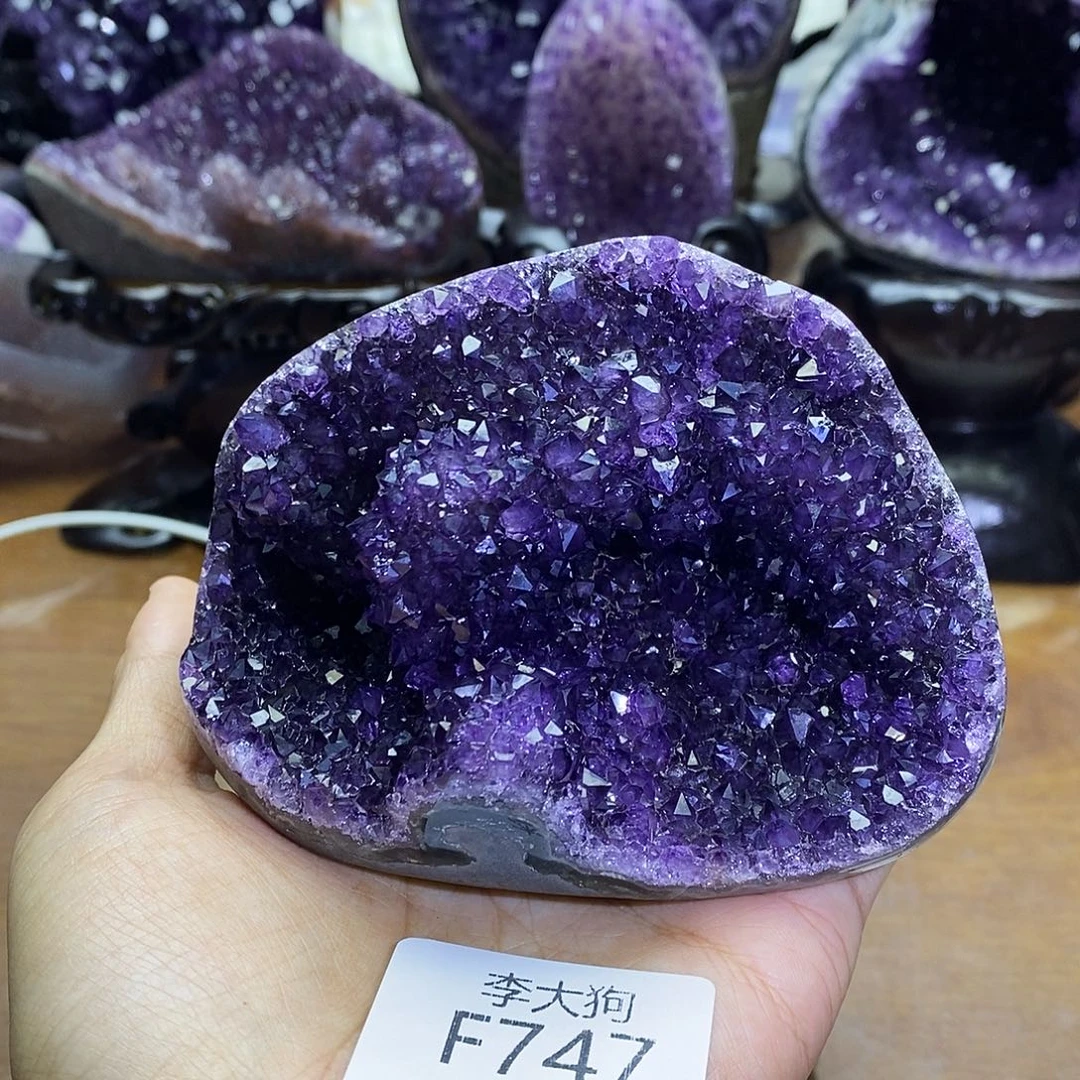 大型摆件（非配饰）紫晶未镶嵌