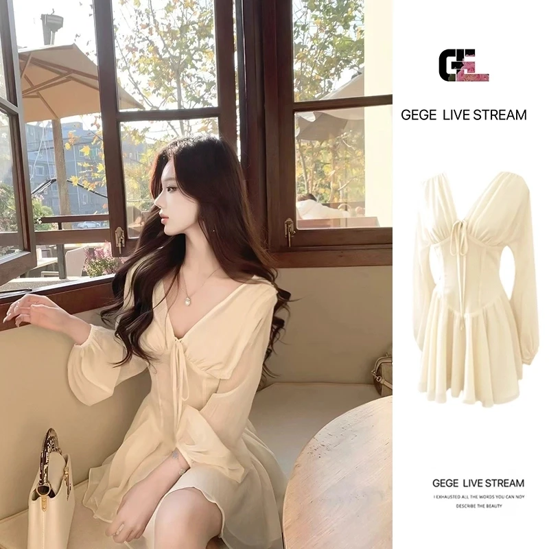 【 香氛美人】重工法式韩系风系带公主裙仙女群性感V领灯笼袖连衣裙