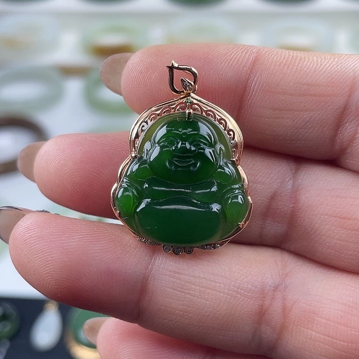 和田玉（碧玉）18K金镶嵌颈饰