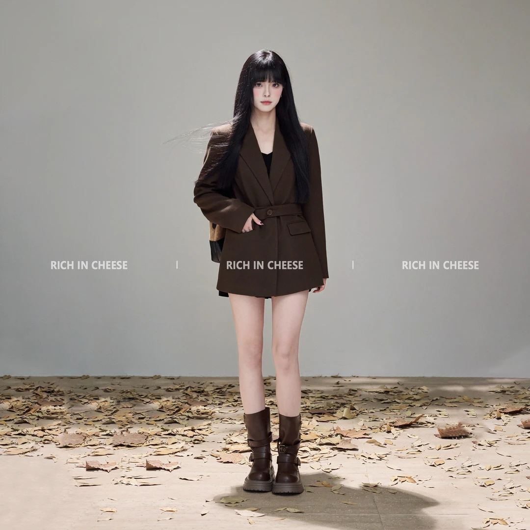RICHINCHEESE 月桂女神 秋冬复古翻领设计感气质短款西装毛呢外套