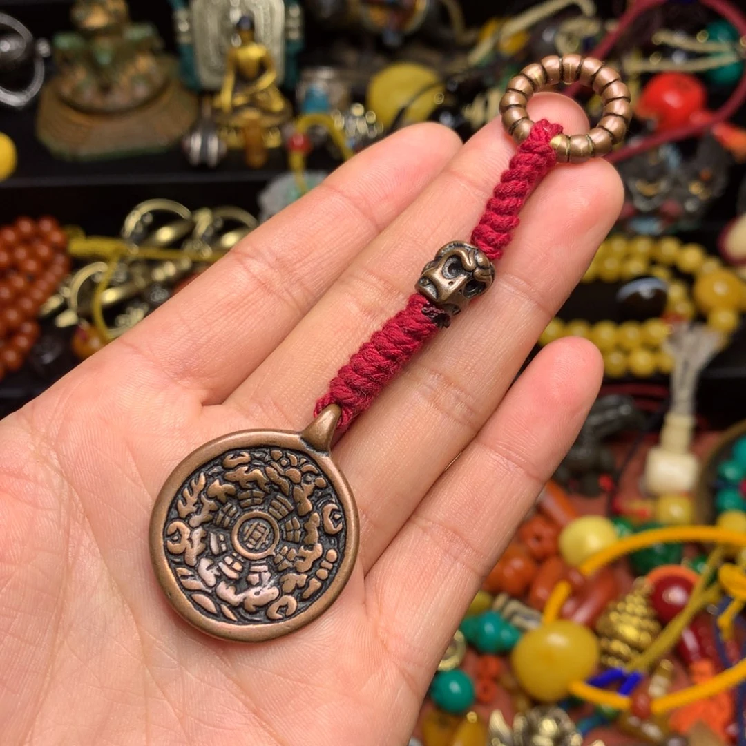 泥塑藏传文玩。小配饰。