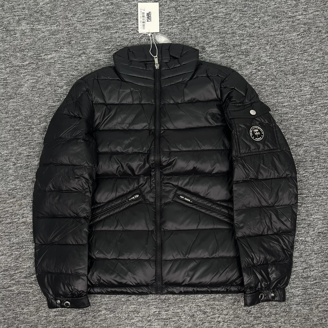 未使用 KARL LAGERFELD/卡尔拉格斐 立领款羽绒服/52码/48码