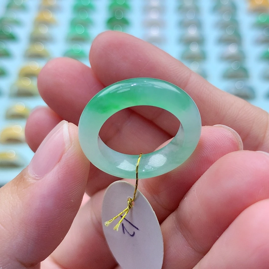 未镶嵌戒指翡翠12 圈