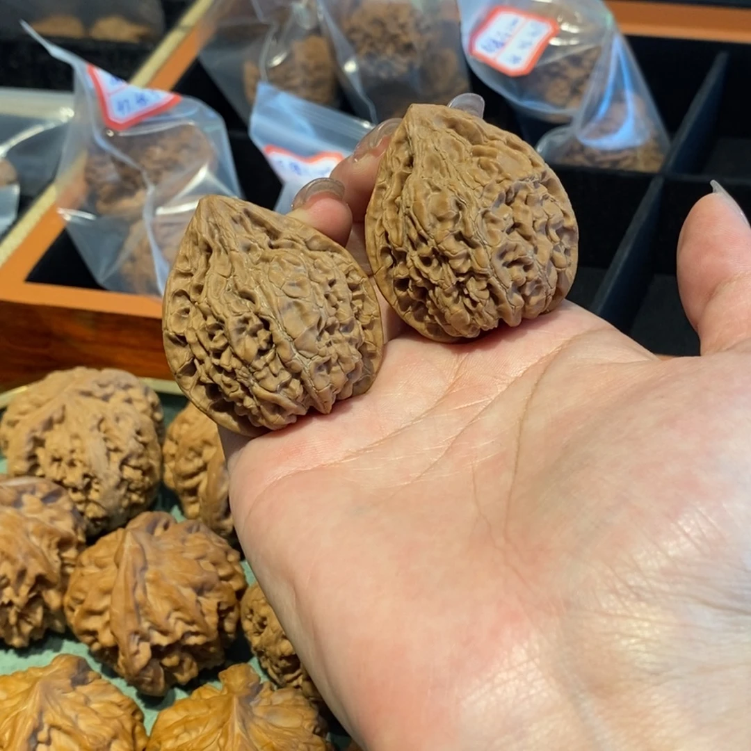 辞****把件文玩核桃坐佛39全品白茬