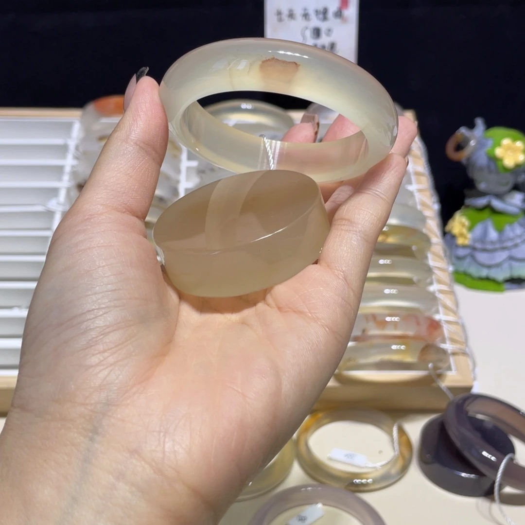 手镯玛瑙/玉髓合金