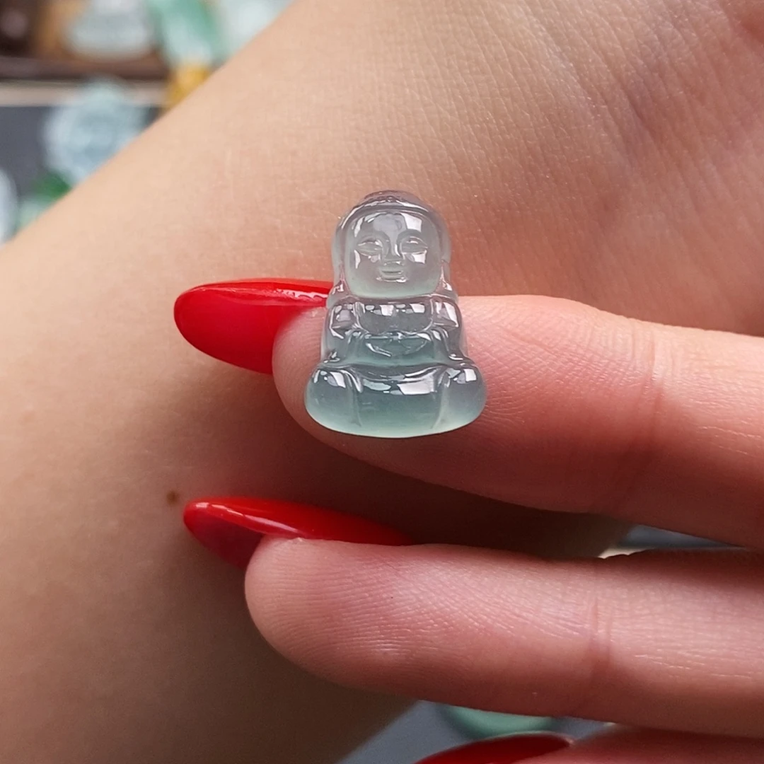 翡翠未镶嵌颈饰宝宝佛