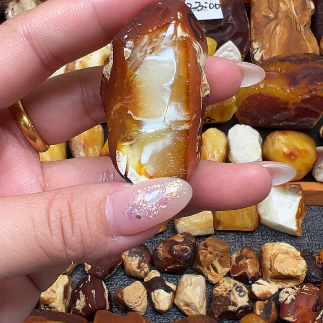 定制琥珀未镶嵌蜜蜡