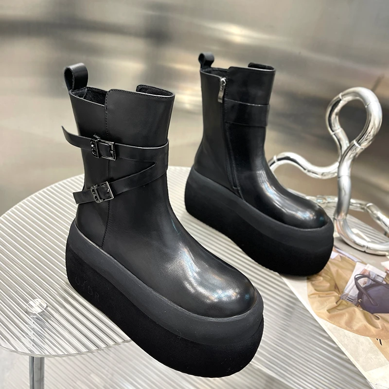 增高厚底短靴女英伦风2024秋冬新款真皮松糕显腿直复古欧货马丁靴