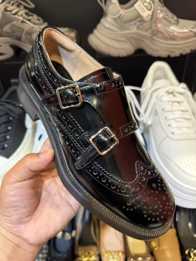 欧货牛皮女鞋2025年新款平底复古英伦风布洛克小皮鞋德比鞋经典