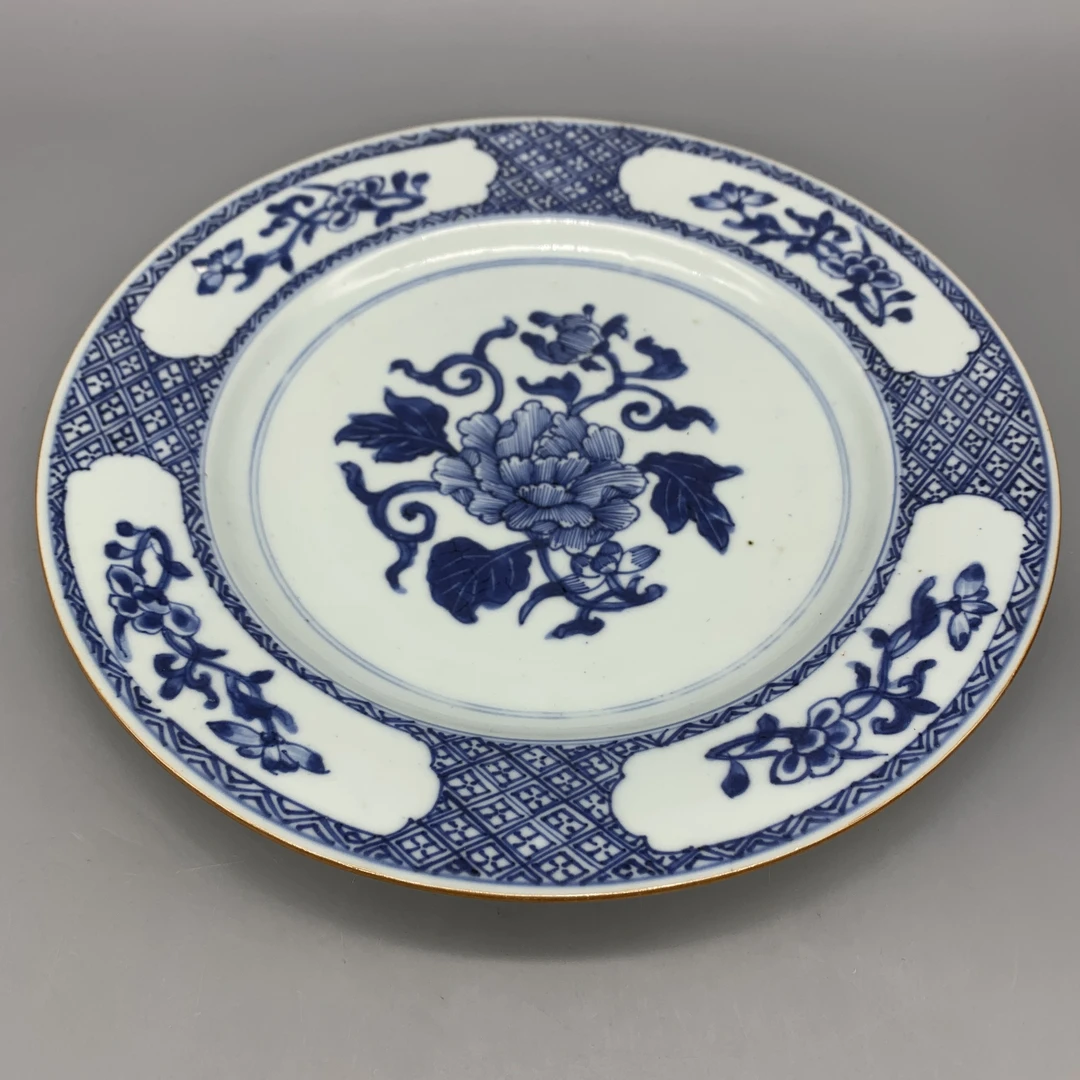 62601034*清雍正青花花卉纹盘/瓷器六/江苏省文物总店/MM