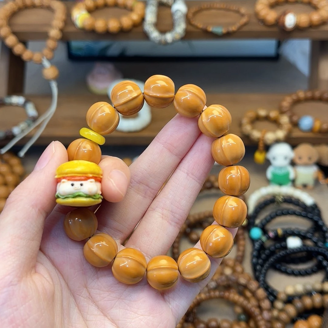 猴头核桃手串小****心搭配小猪