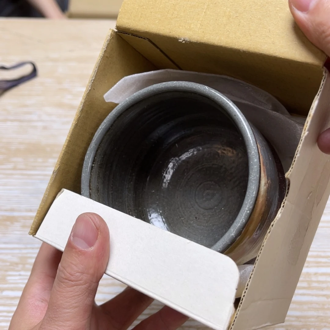 瓷片用****2密密麻麻地排列着一