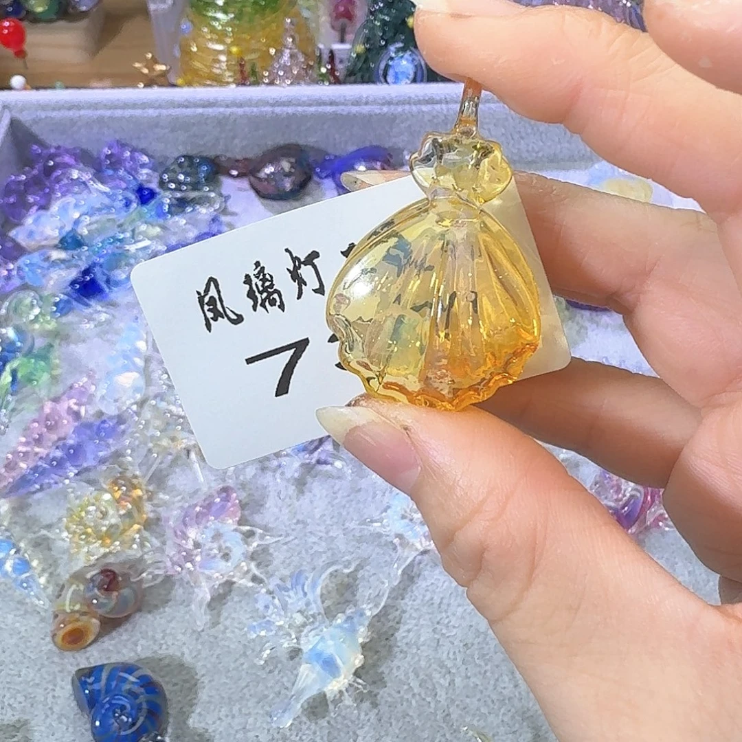 颈饰玻璃737贝壳吊坠