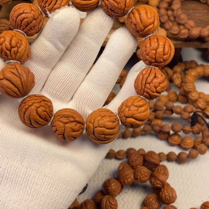 桃木5号链接桃核手串一个