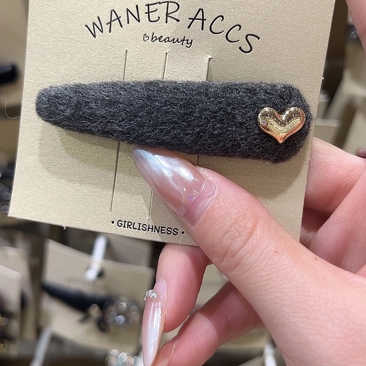 布艺铁合金爱心拜拜夹