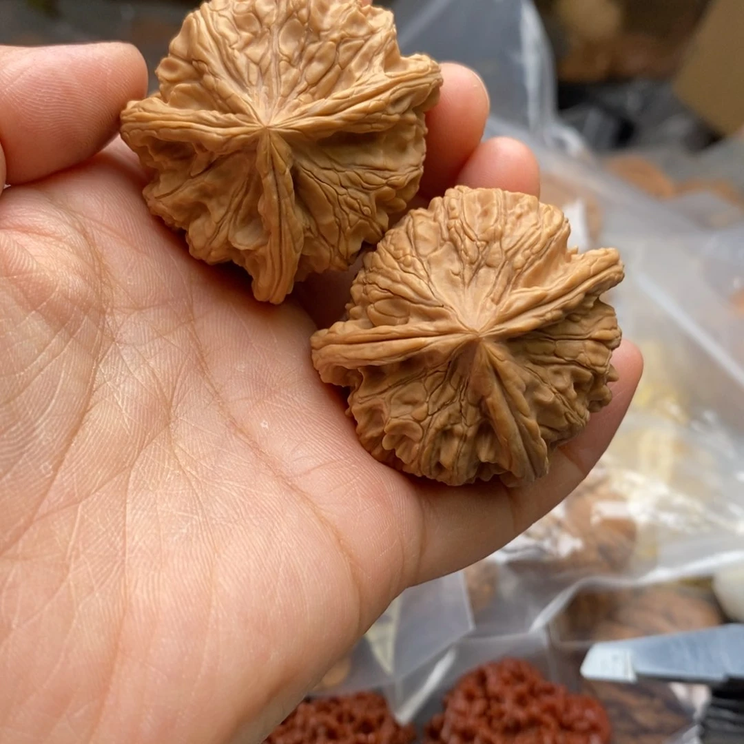 文玩核桃把件血麒麟41尺