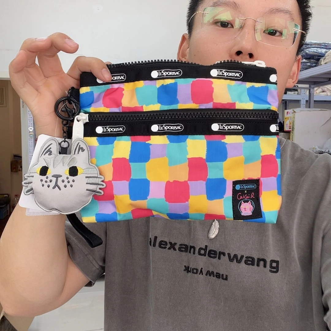 PU化妆包等各种产品