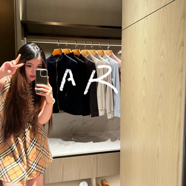 纯色拉链连帽外套