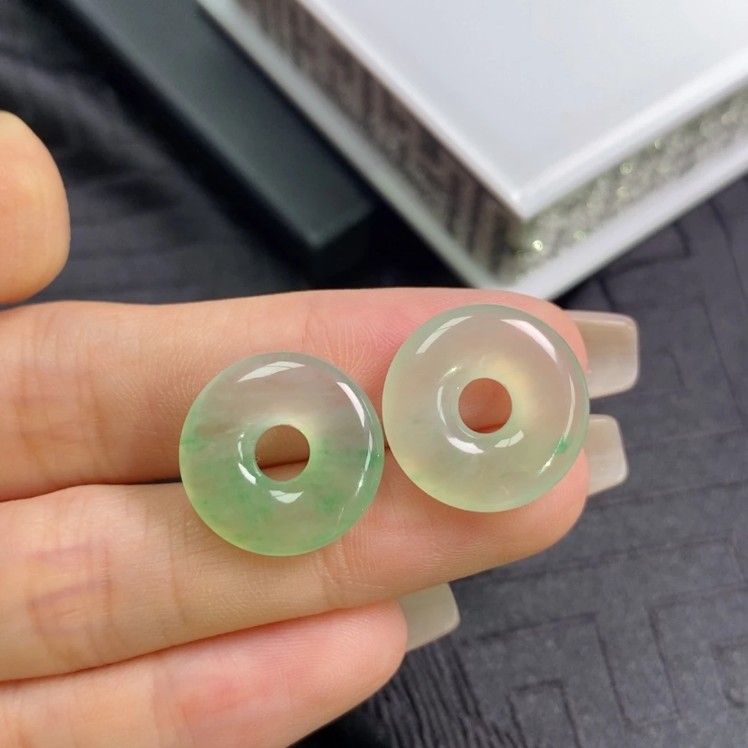 未镶嵌翡翠耳饰甜甜圈