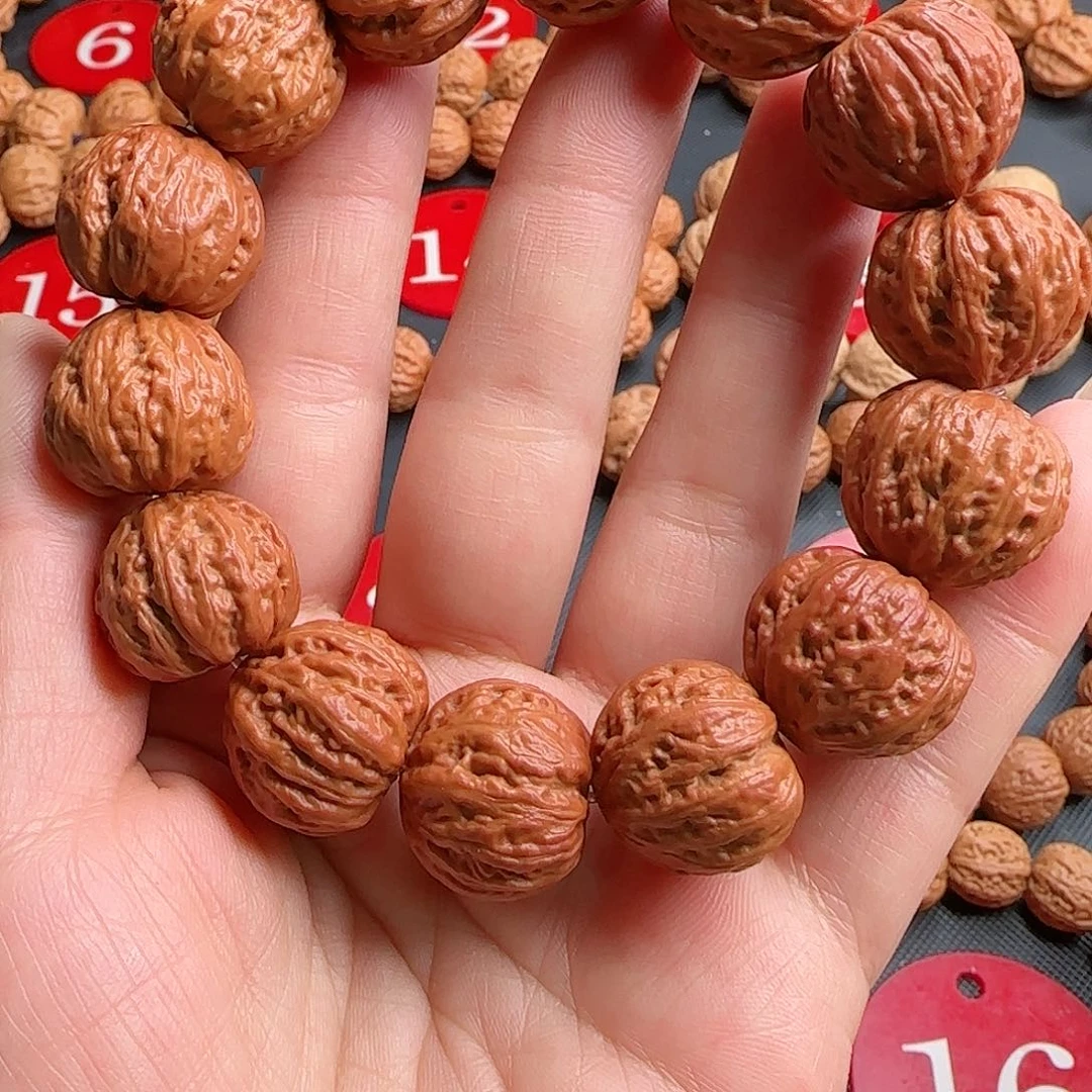 文玩核桃手串粉皮八棱西瓜