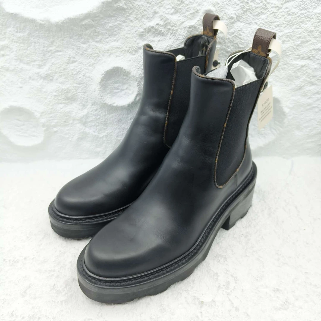 99新 LouisVuitton/路易威登 经典老花拼黑色短靴/女士厚底