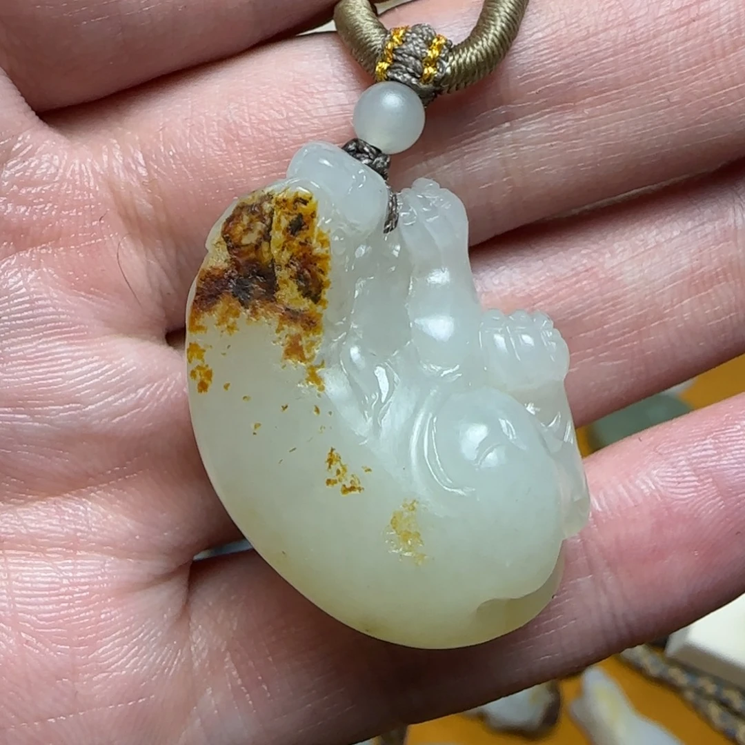 —***—和田玉未镶嵌颈饰