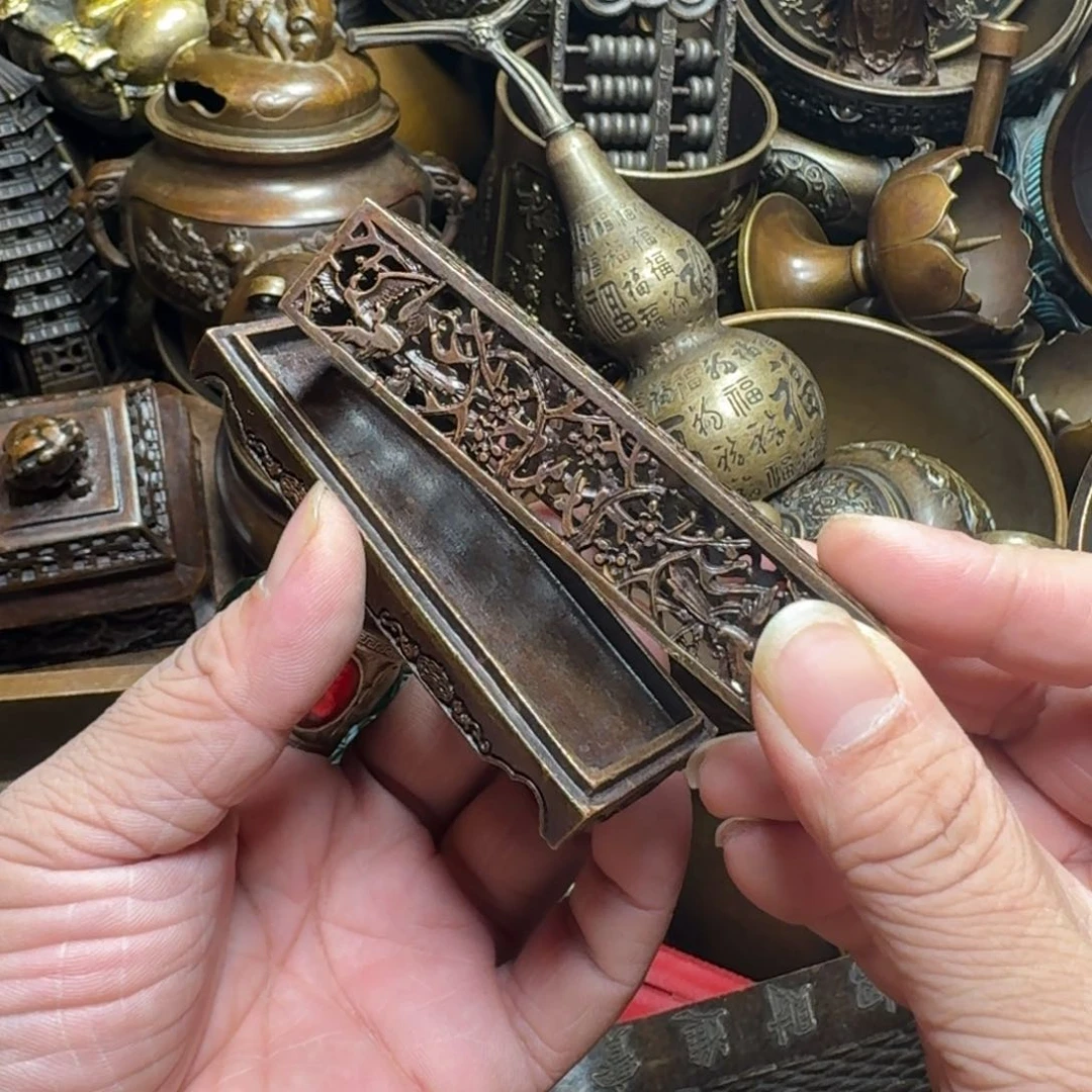 铜器摆件收收藏藏