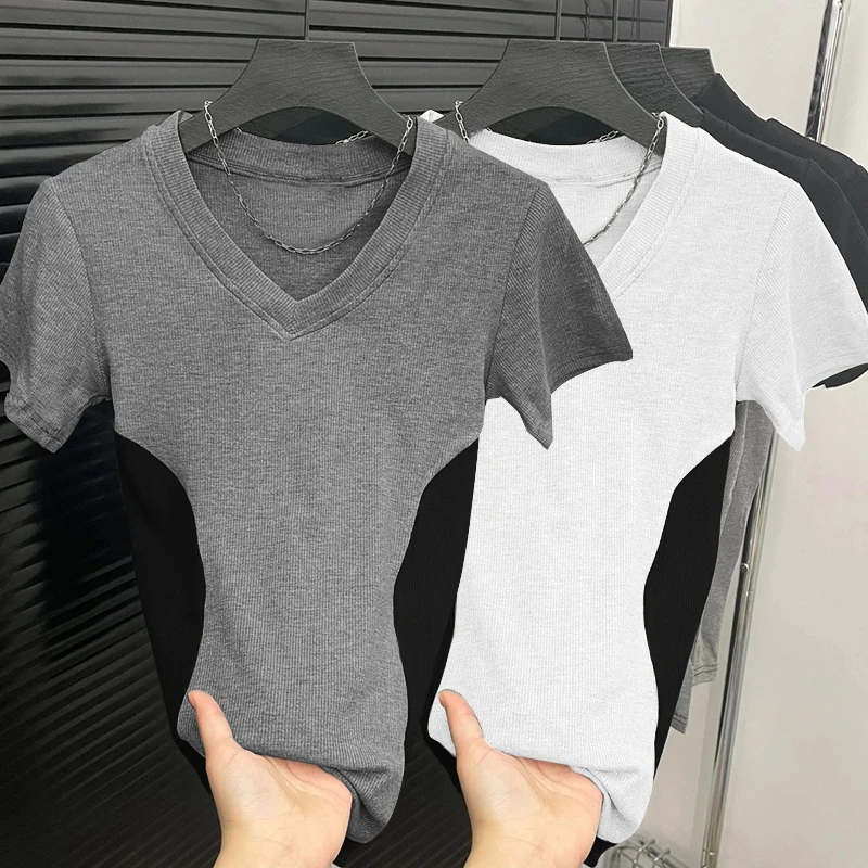 【显瘦上衣】V领短袖t恤女2025夏季新款设计感修身显身材通勤上衣女