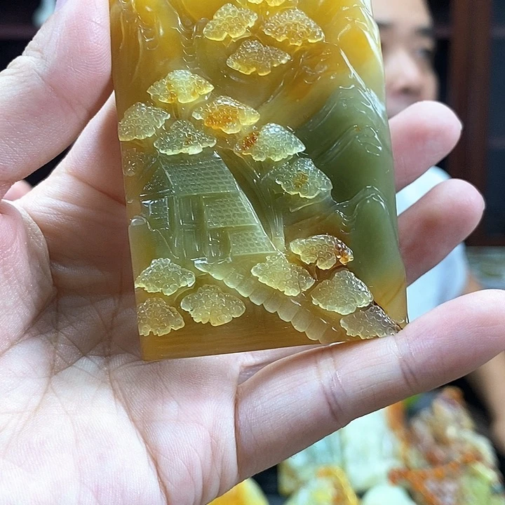 蛇纹石玉未镶嵌吊坠(赠链)