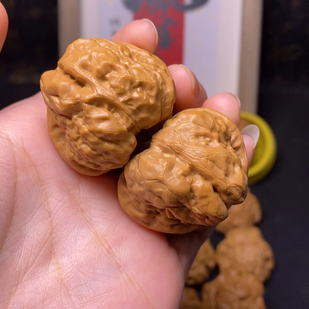 梁***陈文玩核桃吊坠蛤蟆40