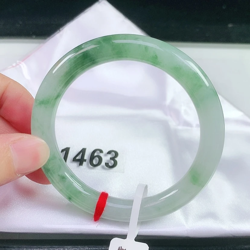 【闪购商品】未镶嵌手镯（圆镯）翡翠1463