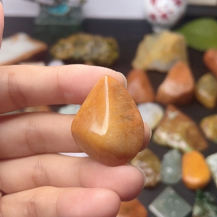 颈饰未镶嵌翡翠天然缅甸翡翠原石吊坠