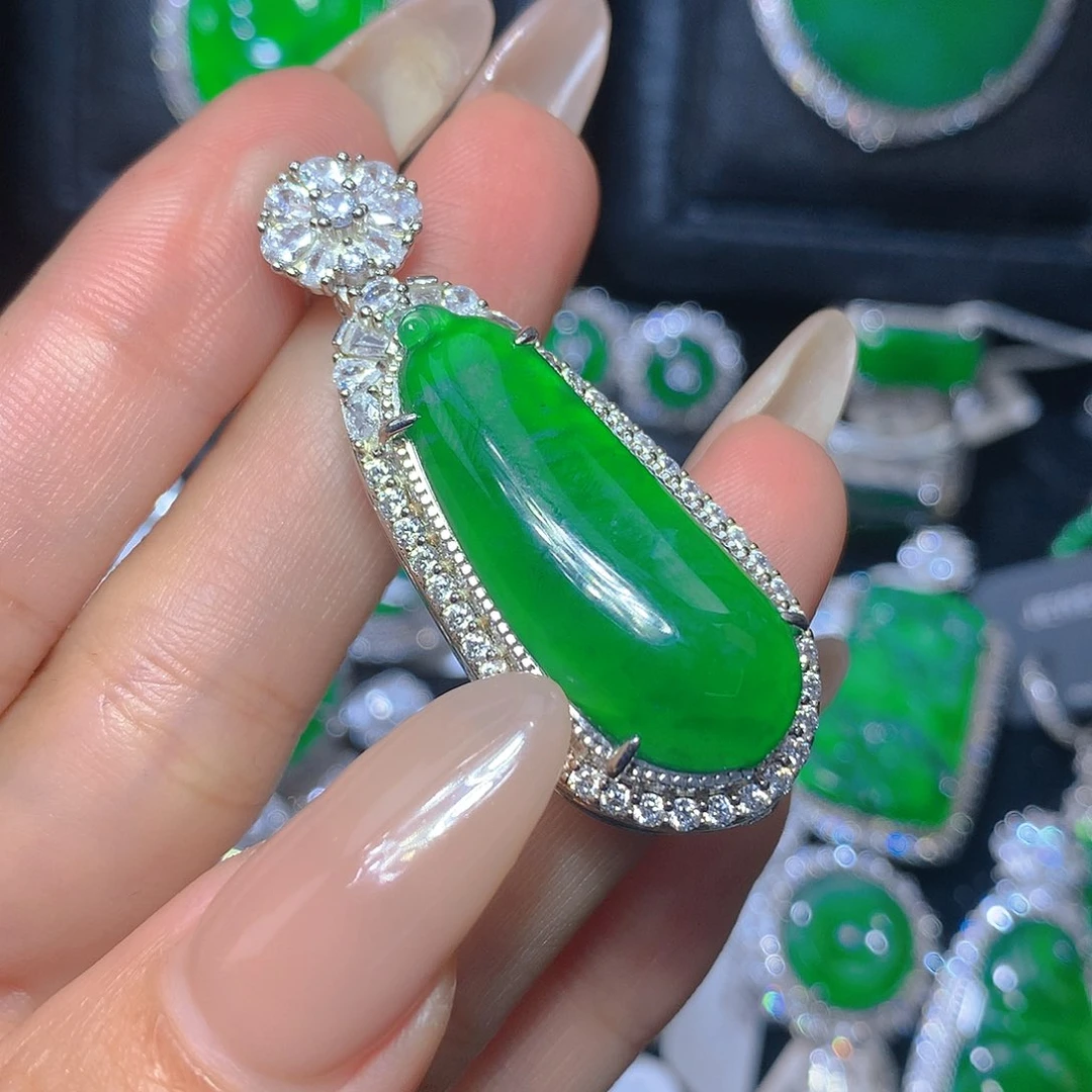 翡翠吊坠(不含链)银S925镶嵌翡翠