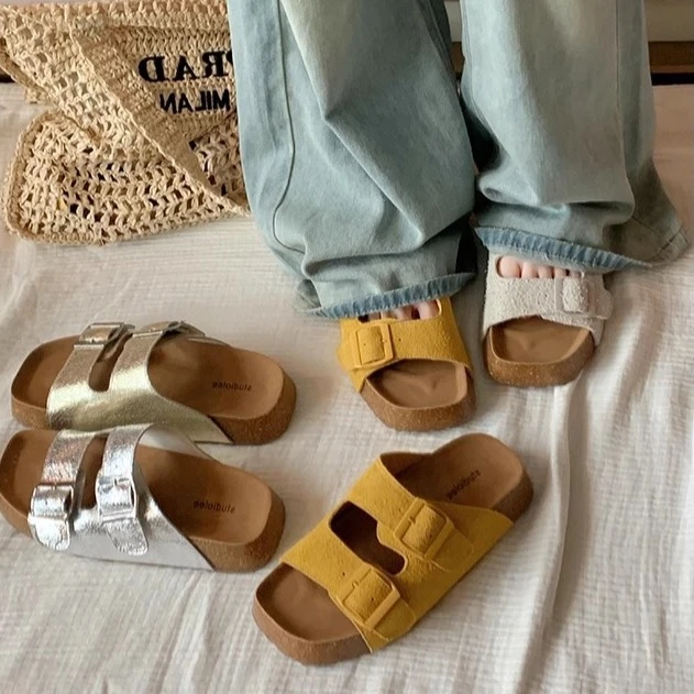 汤汤同款 港岛假日~懒人一脚蹬双排扣显瘦厚底凉拖勃肯鞋女