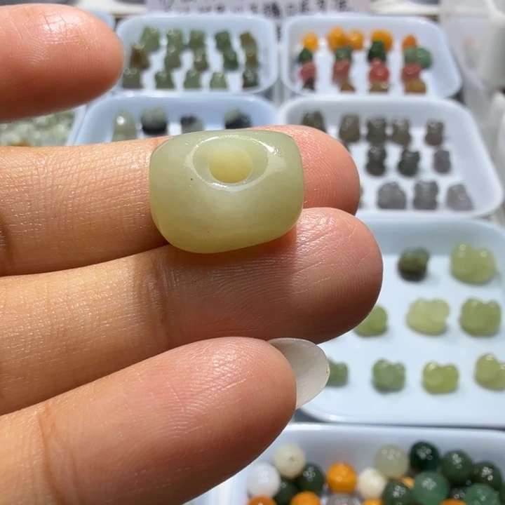 未镶嵌和田玉珠宝半成品