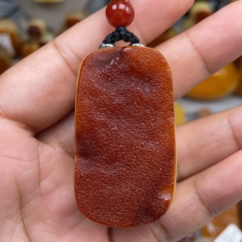 【闪购商品】琥珀颈饰未镶嵌