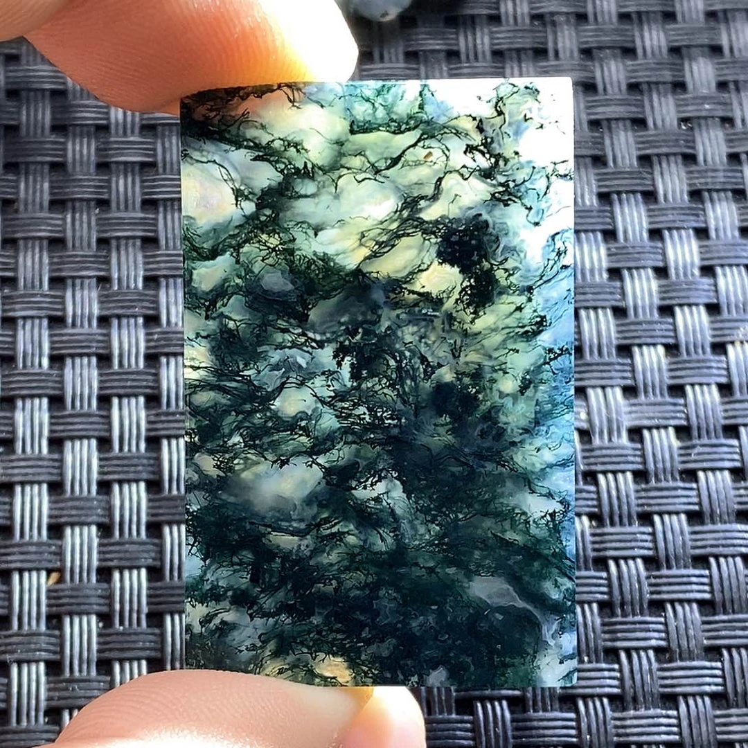 未镶嵌颈饰玛瑙/玉髓不**情