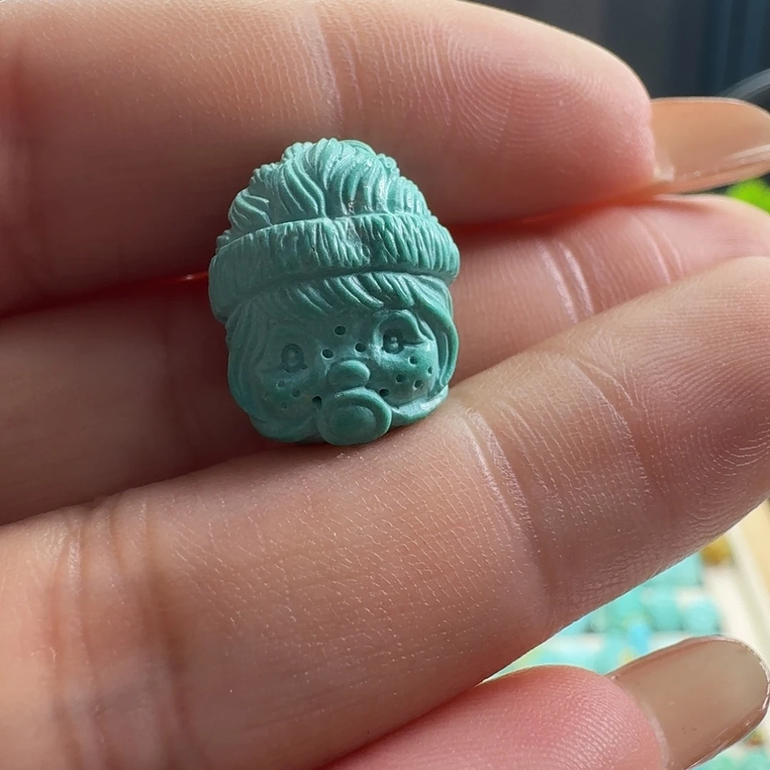 绿松石未镶嵌颈饰