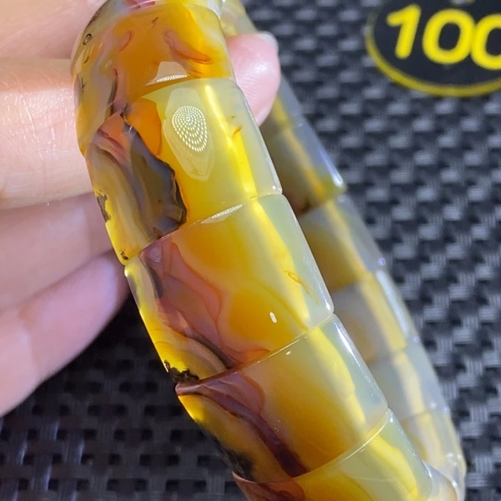 涛***旧玛瑙/玉髓未镶嵌颈饰