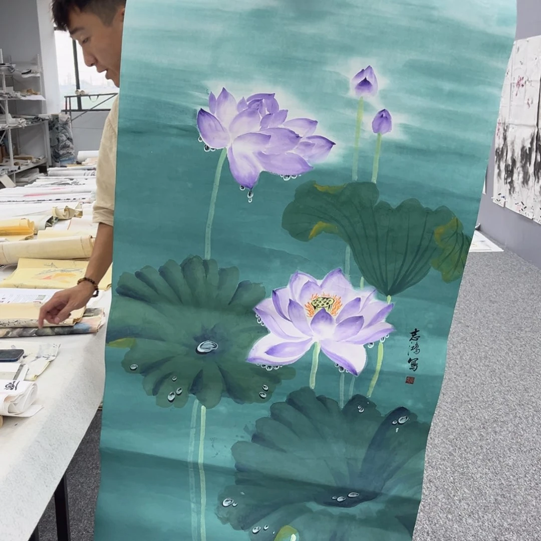 国画卖字画的小女孩