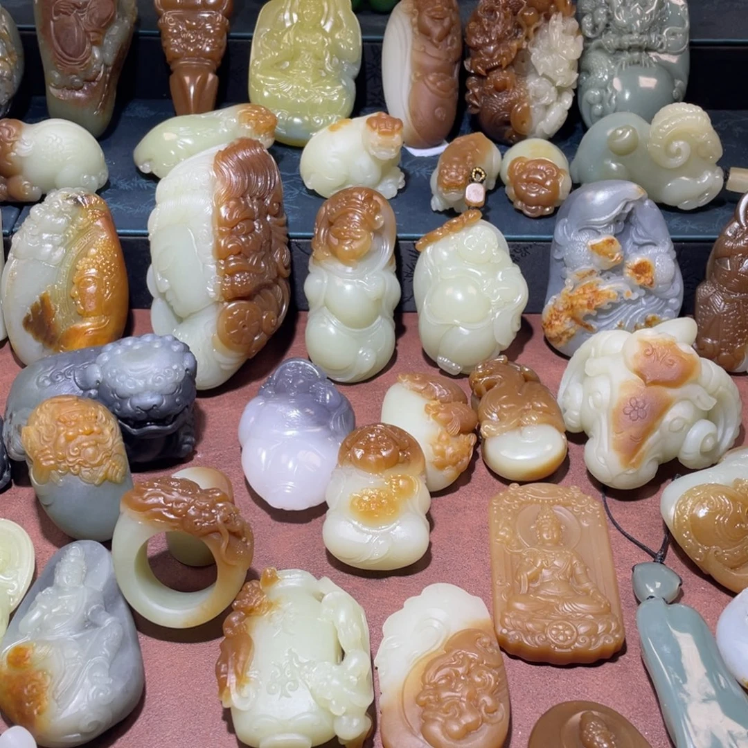 和田玉未镶嵌挂件