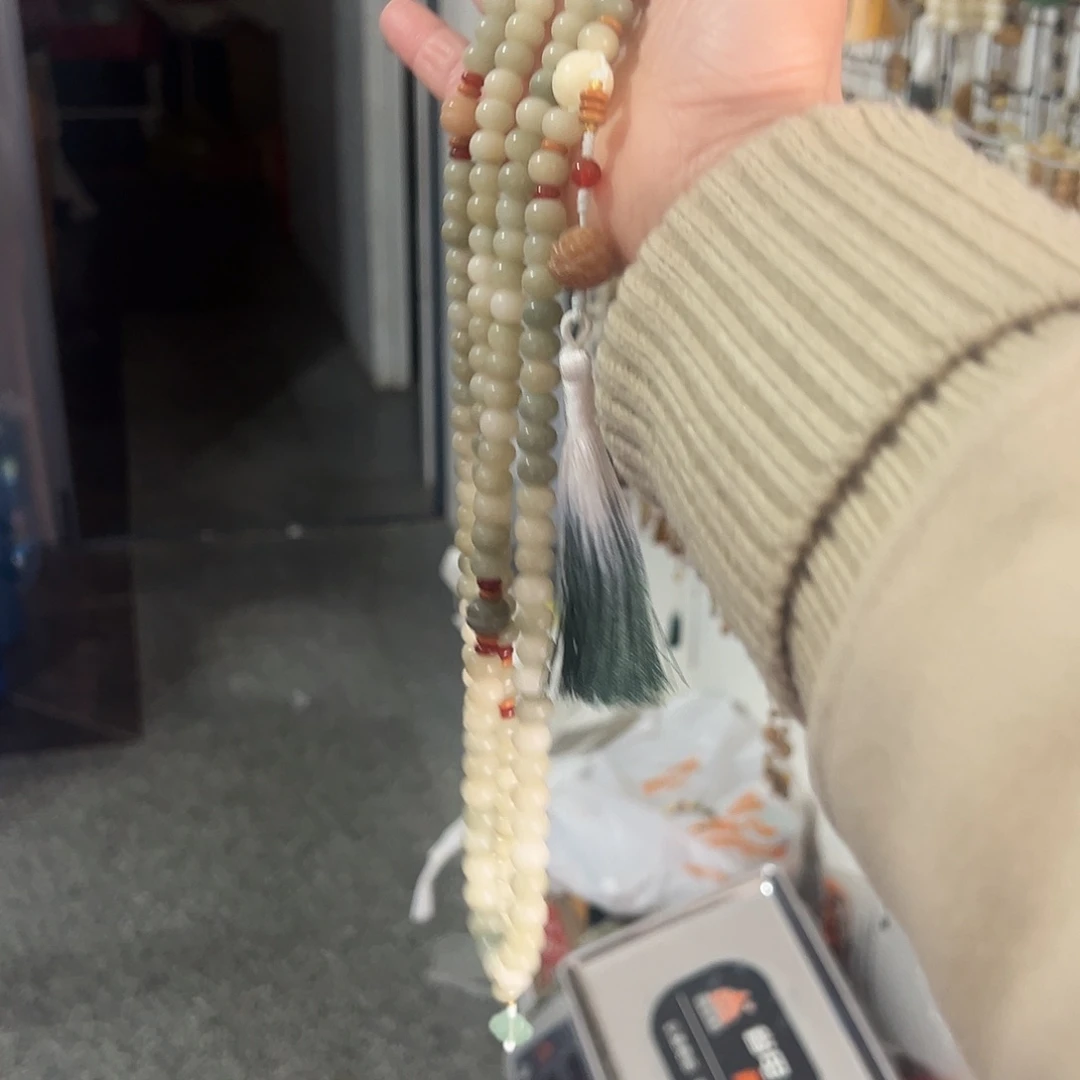 吊坠白玉菩提7×90斜挎168