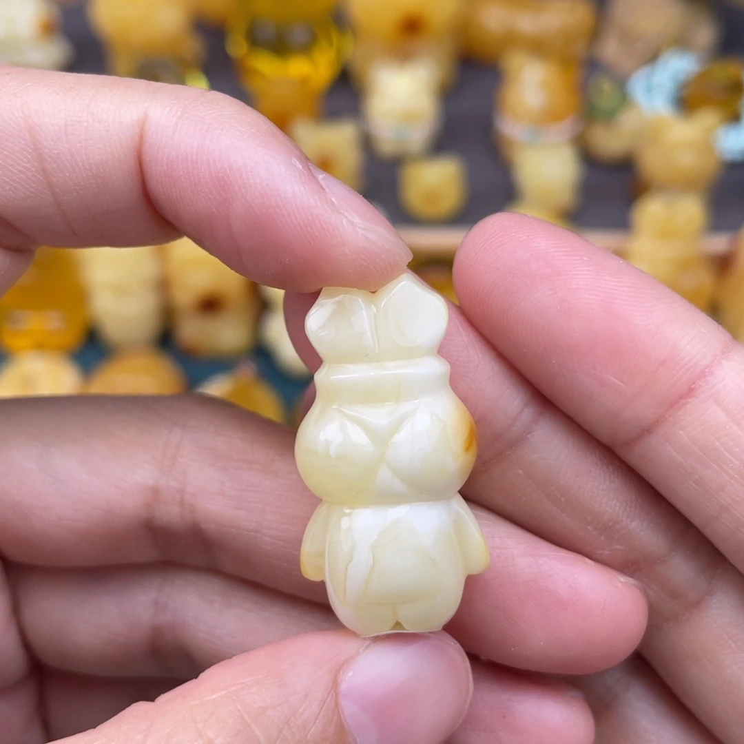 裸石琥珀未镶嵌蜜蜡