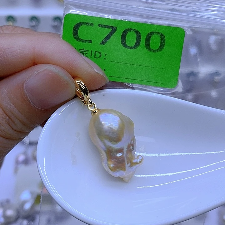 颈饰未镶嵌淡水珍珠