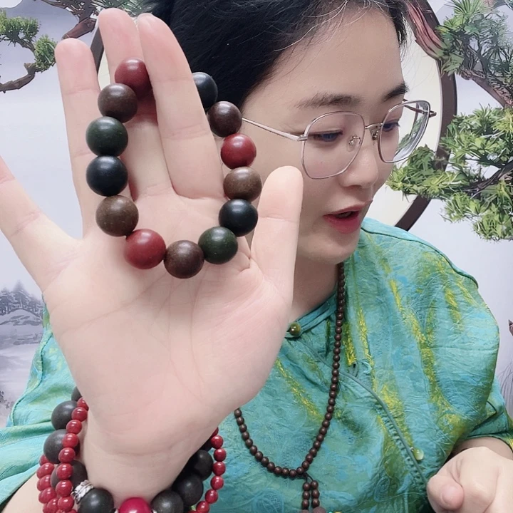 淡***～1.4五方贵人58颗腰链