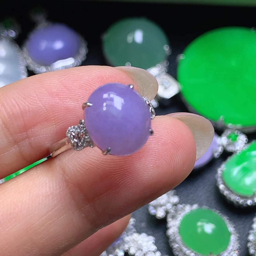 18K金镶嵌戒指翡翠翡翠