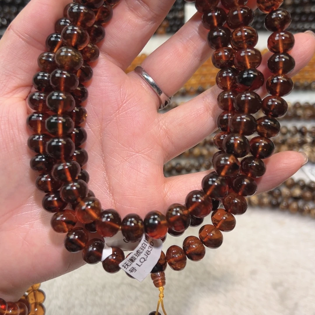 苗***夫琥珀未镶嵌裸石10m血珀平条108