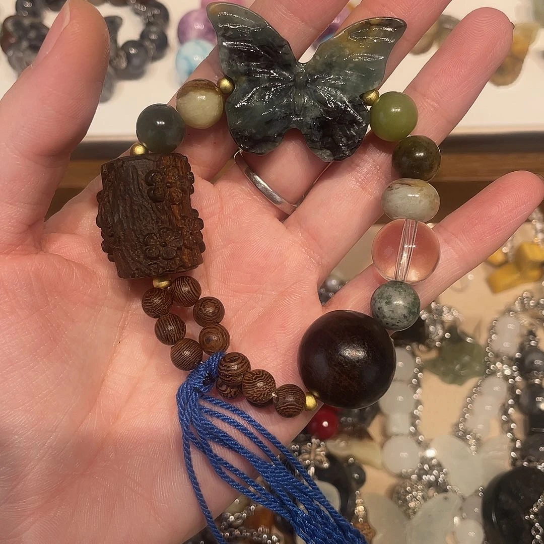 大***蛇纹石玉合金颈饰