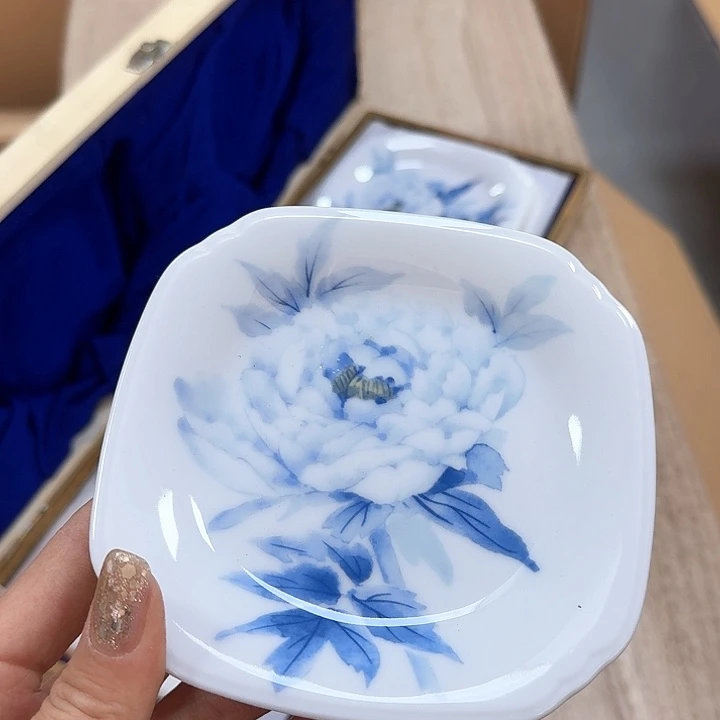 瓷片噗哈哈哈哈哈哈哈哈哈哈我